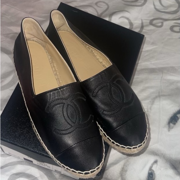 Authentic Chanel espadrilles - Picture 2 of 5